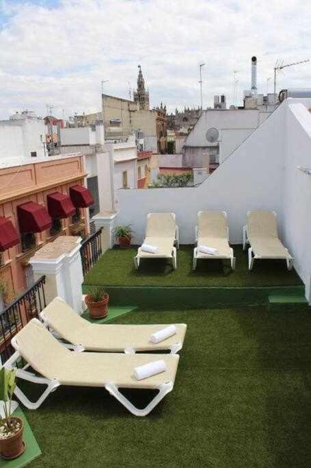 Casa Palacio Del Siglo XVIII En Centro Sevilla Екстер'єр фото